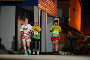 BIB: 92000
                            <button type="button" onclick="openModal(21743157)" class="btn btn-primary btn-sm float-right btn-popup" data-toggle="modal" data-target=".modal-high-quality">
                        <i class="fas fa-shopping-cart"></i> Add to Cart
                    </button>
                                            <button type="button" onclick="isThisMe(21743157, true)" class="btn btn-success btn-sm float-right btn-popup btn-isme hidden" data-toggle="tooltip" data-placement="bottom" title="นี่คือรูปของคุณใช่ไหม คลิกที่นี่เพื่อเอาเข้าอัลบั้ม">
                        <i class="fas fa-plus"></i> Add to album
                    </button>
                    <button type="button" onclick="isThisMe(21743157, false)" class="btn btn-warning btn-sm float-right btn-popup btn-isnotme hidden">
                        <i class="fas fa-ban"></i> Remove from album
                    </button>